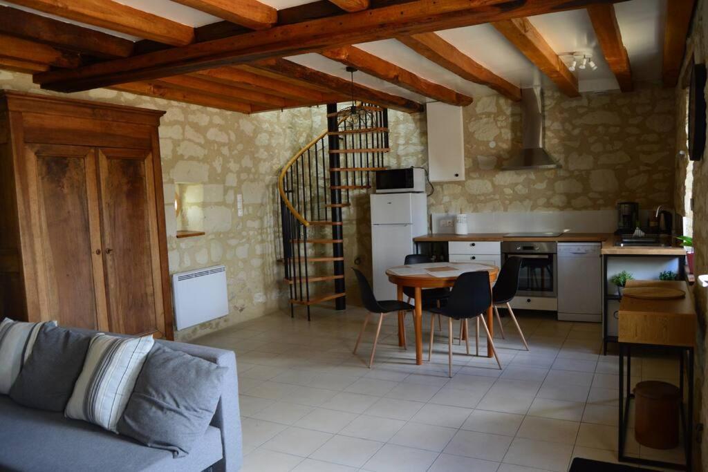 Willa La Grange De L'Olive Chinon Zewnętrze zdjęcie